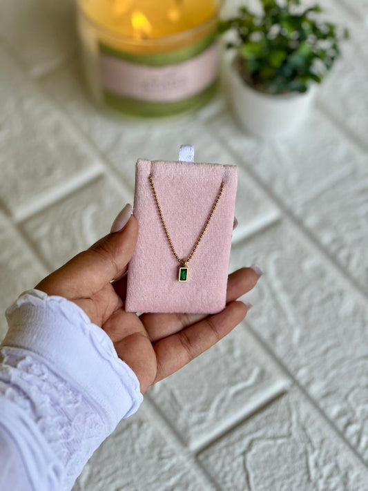 Emerald Mini Necklace