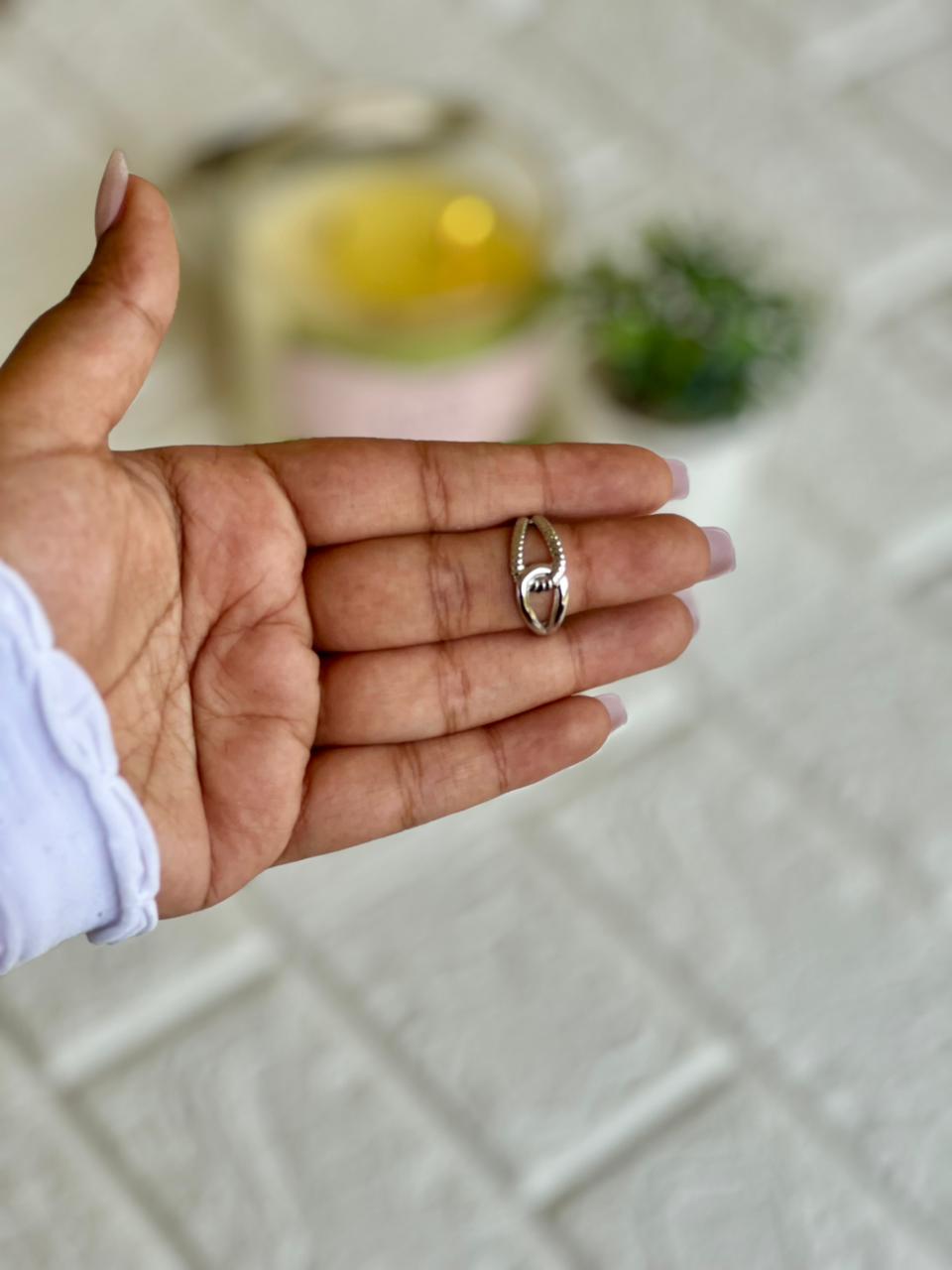 Linked Loop Ring - Silver